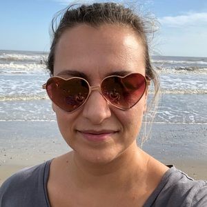 Meet your Posher, Veselina